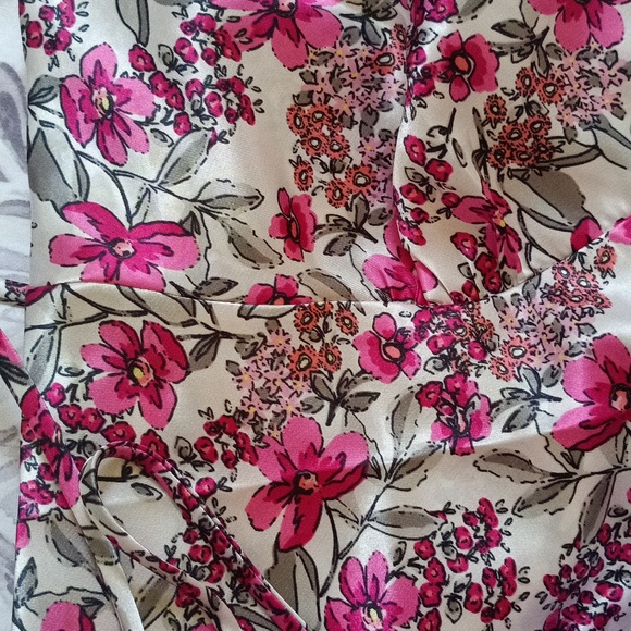 Adonna chemise, adjustable straps, straps to tie in the back - Picture 6 of 7